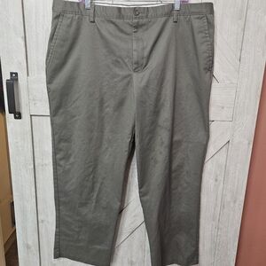 Dockers D3 Easy Khaki Pants Olive Green Size 42x30